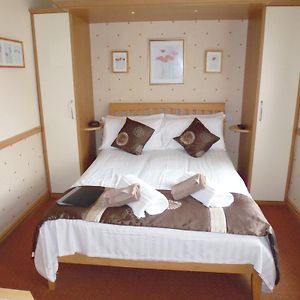 Deluxe Zimmer mit Kingsize-Bett